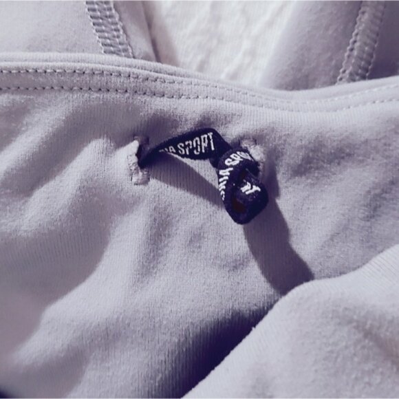 Victoria's Secret - Victoria Sport "Knockout" Mesh Back Ballerina strap Legging- - Picture 5 of 9